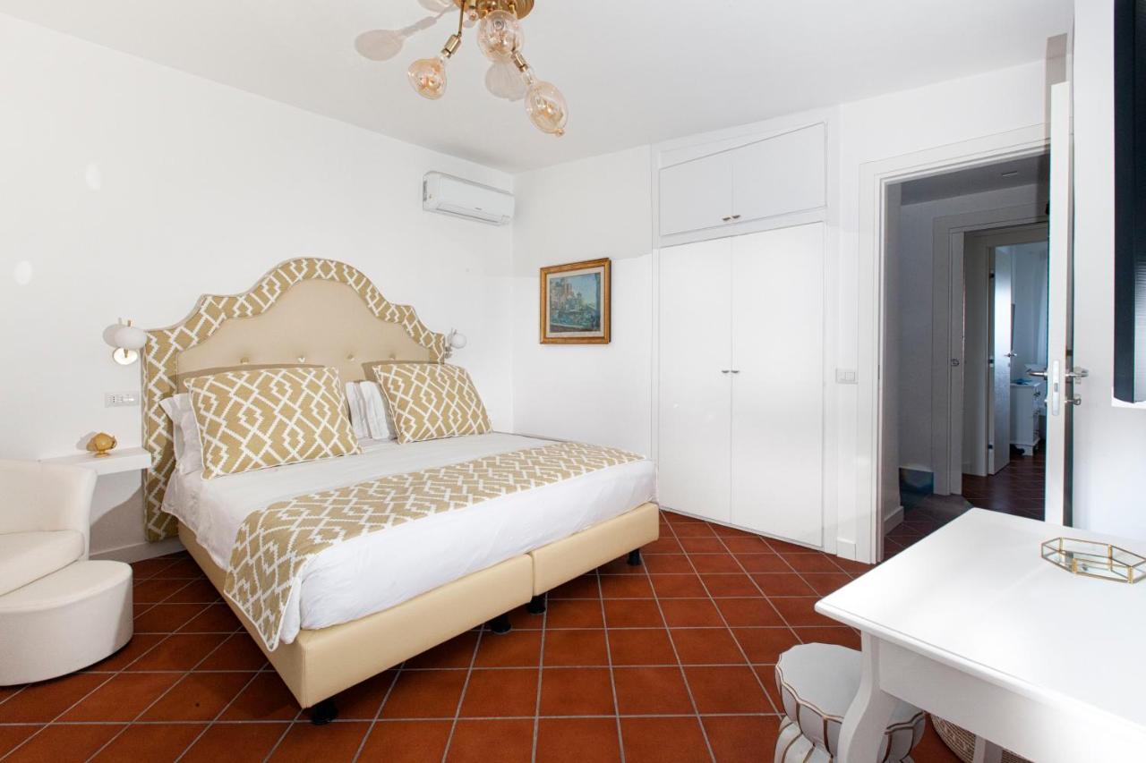 Amore Rentals - Resort Ravenna - Villa Dama Massa Lubrense Buitenkant foto